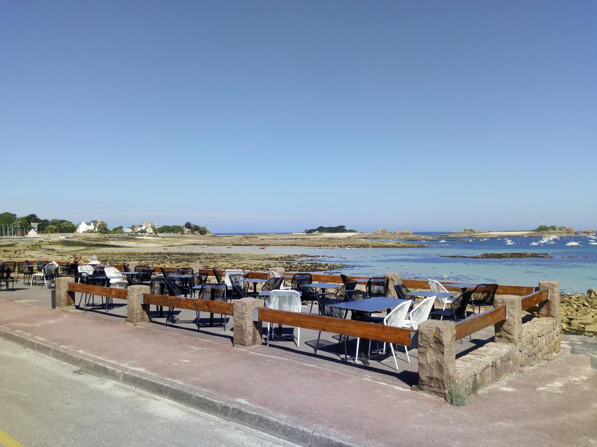 Grand Hotel De Port Blanc Penvenan Bagian luar foto