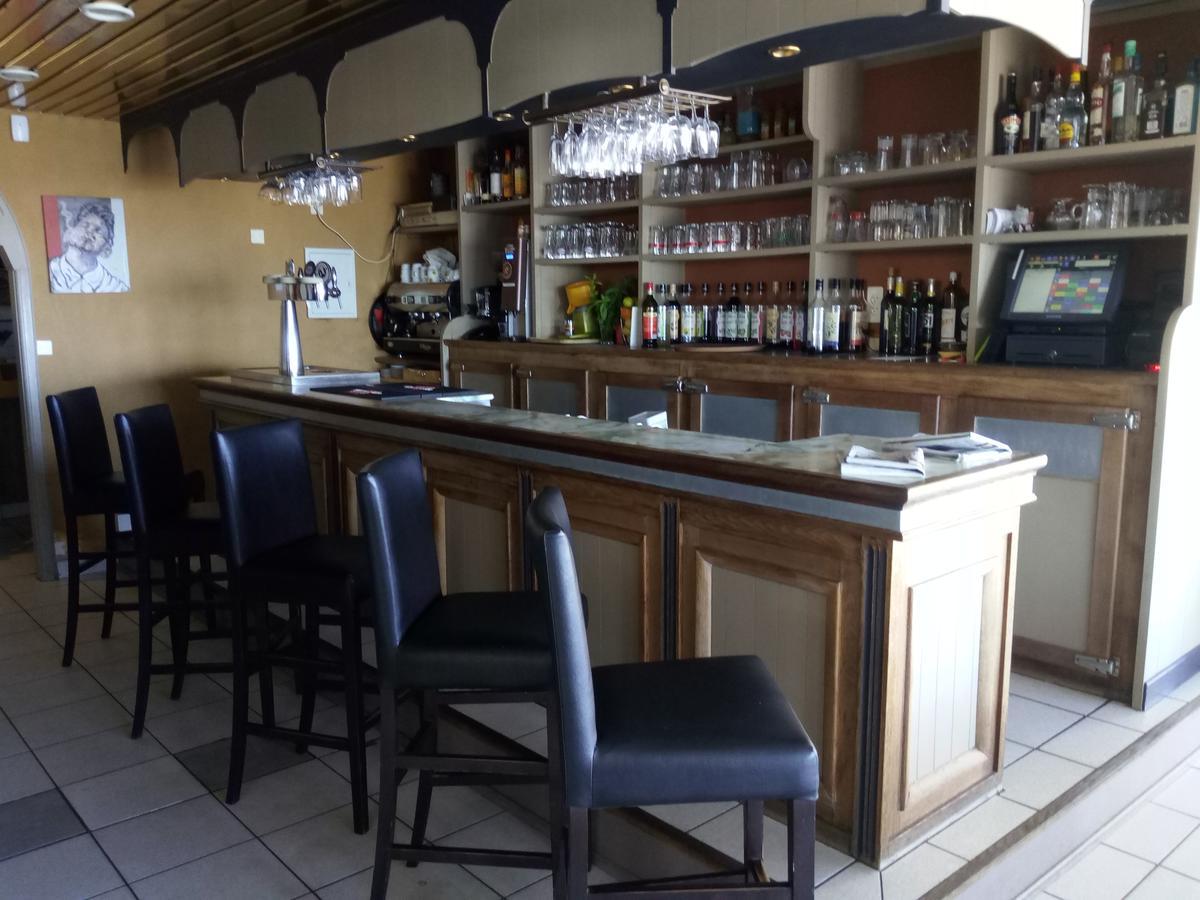Grand Hotel De Port Blanc Penvenan Bagian luar foto
