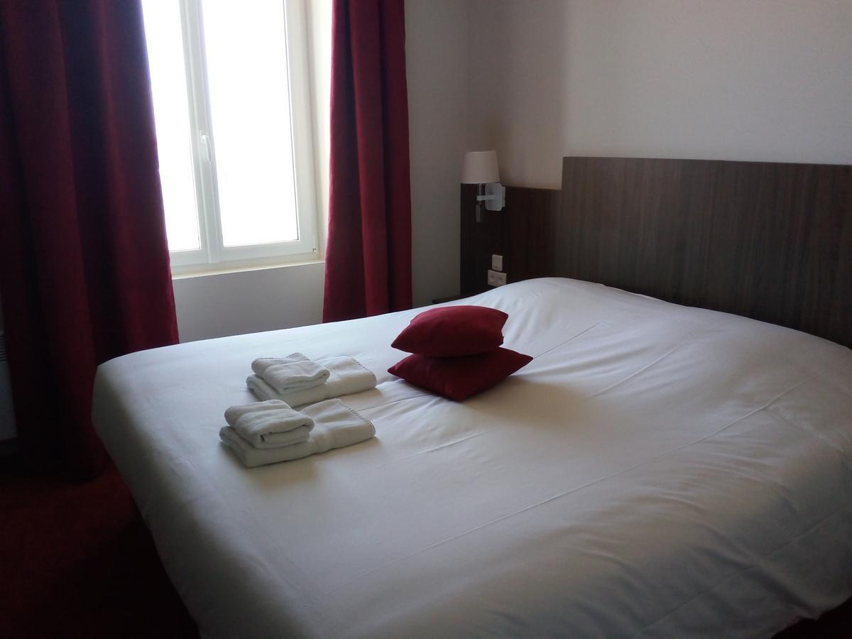Grand Hotel De Port Blanc Penvenan Bagian luar foto
